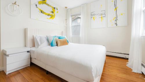 White Plains House | Prime Luxury NY with Free Parking and Mins to Downtown!