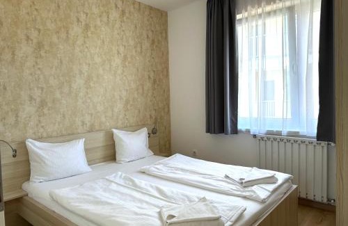 Corvin negyed Apartment | Prime Stay - Deluxe 3 Bedroom Family Apartment with Free Parking & AC