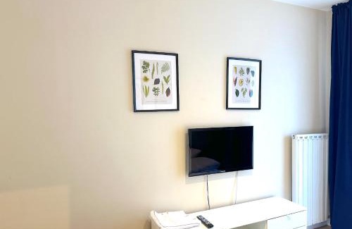 Corvin negyed Apartment | Prime Stay - Modern 1 Bedroom Apartment with Balcony
