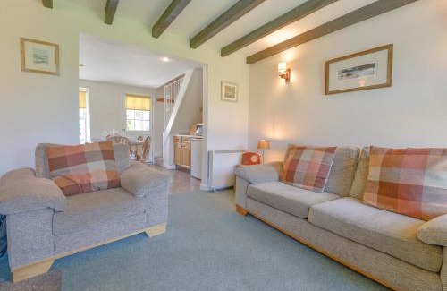 Edmonton House | Primrose Cottage