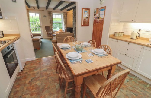 Edmonton Cottage | Primrose Cottage