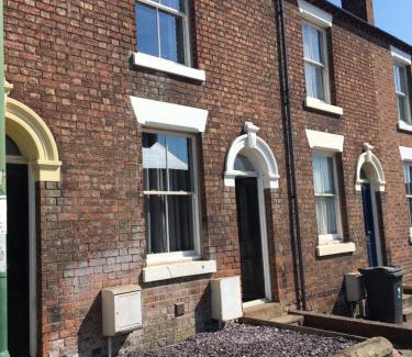 Shrewsbury House | Primrose