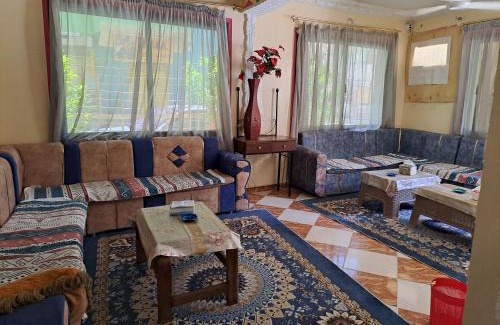 Luxor Bed & Breakfast | Princess Square Hotel