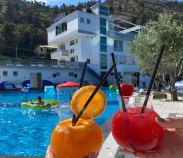 Zues Resort | PRINCIPE DEL LAGO