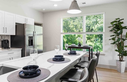 East Raleigh Apartment | Pristine Living 5 Min From Downtown
