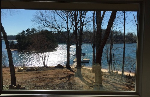 Seneca House | Pristine views from Lakefront Home