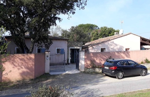 Montaren-et-Saint-Mediers House | private villa with walled garden.