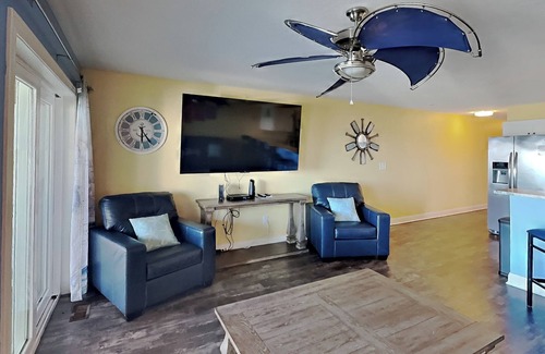 Put-in-Bay Condo | Private 1 Bedroom 1 Bath Condo on the Water - Sleeps up to 6 max - C103