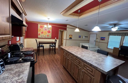 Seminole House | Private 2/1 home 8 min from Beach
