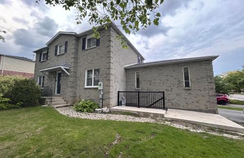Pickering Apartment | Private 2bedroom Unit, Free Parking, Free from Smoke & Pet, Self-Check IN