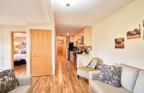 Dundee House | Private 3 BDR Guest-Suite in the Heart of Wine Country with HOT TUB