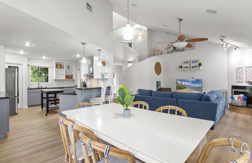 Sebastian Highlands House | Private 4/3 Beach Getaway; Heated Pool & Spa!