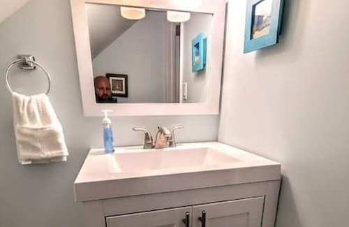 Colonial Beach House | Private 5BR Home 4 Min Walk to Colonial Beach, VA!