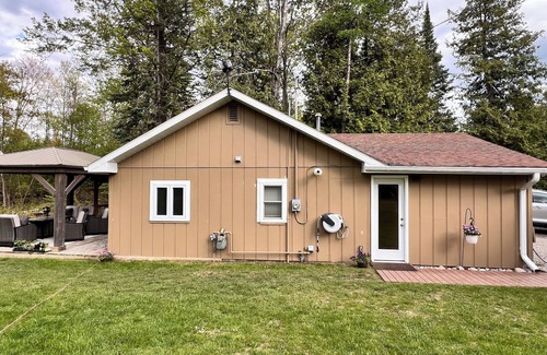 Grayling Cabin | Private and beautiful two bedroom cabin with non motorized access to lake.