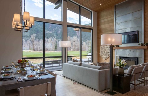 Hoback Junction House | Private and Exclusive Community with Great Ammenities