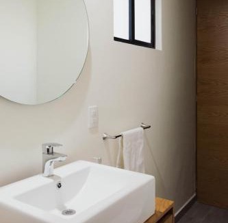 Lafayette Apartment | Private and Independent Bedroom in Chapu