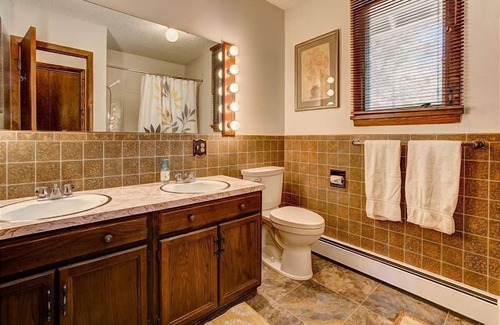 Estes Park House | Private and Secluded Home on 25 Acres Pets Welcome