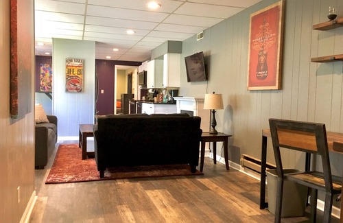 Nashville Apartment | Private and secluded nature setting - 10 Minutes From Everything!