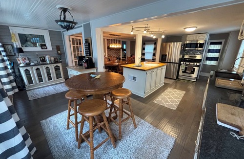 Lake Geneva House | Private backyard, fire pit, bbq, beach, boats and entertainment…fun!