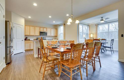 Johnstown House | Private Backyard! Spacious Home 25 Mi to Columbus