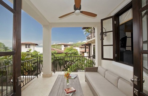 Las Catalinas Apartment | Private Balcony Fully Equipped at Las Catalinas