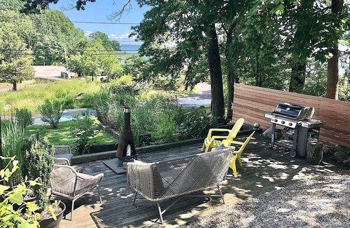 Norwalk House | Private Beach Community, Long Island Sound Water Views