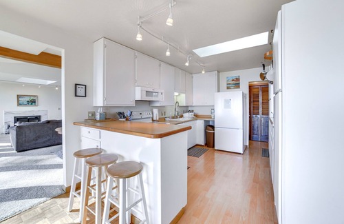 Menominee House | Private Beach & Deck: Spacious Lake Michigan Home