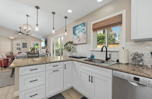 Carmel Valley House | Private Beach House with enclosed yard 5 mins to the beach