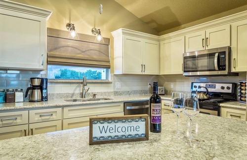 Alligator Point House | Private Beachfront w/Sauna, Hottub, Golf Cart, Kayaks, Paddle Boards & Bikes +