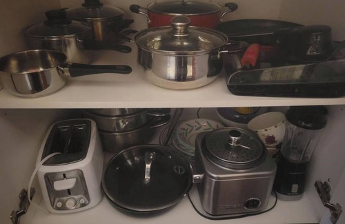 Alexandra Park House | Private bedrooms SHARE bathroom and SHARE kitchen
