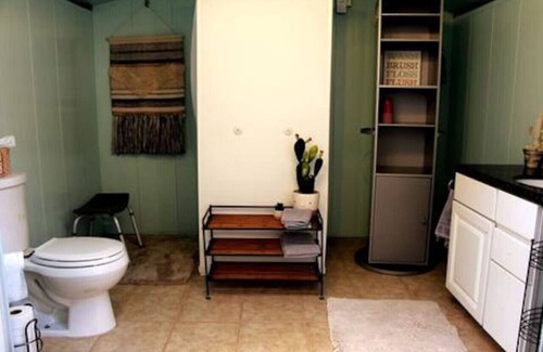 Desert Hot Springs RV Rental | Private Bungalow near Joshua Tree and Palm Springs
