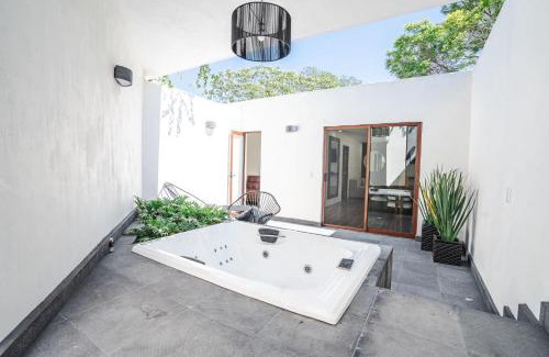 Cajititlan House | Private Bungalow Cajititlan Pool