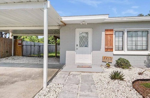 Pretty Bayou House | Private Bungalow with pool across the street from bay! 5 min drive to the beach.