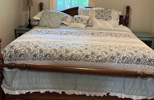 Elmira Cabin | Private cabin near Boyne Mountain, and Gaylord!