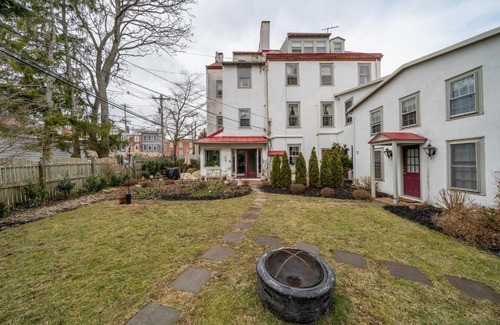 West Chester Apartment | Private carriage house in heart of West Chester - walk to downtown and WCU