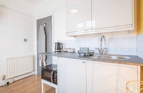Cambridge Apartment | Private & Charming Studio Room 3 by Milton Guesthouse