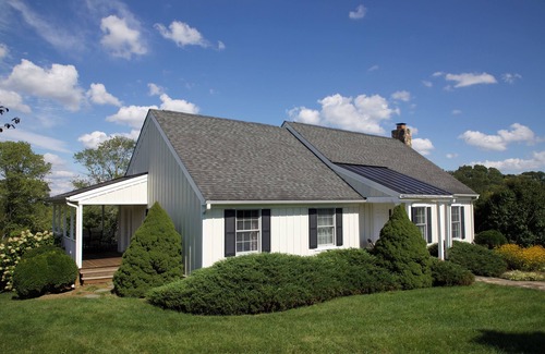 Marshall Cottage | Private, comfortable 4-bedroom/3 bath cottage in Upperville with full amenities
