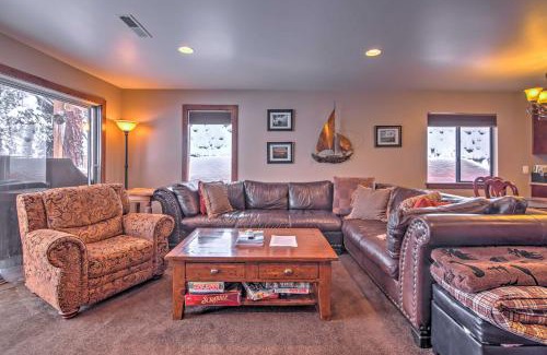 Incline Village House | Private Deck and Community Pool Incline Village Gem