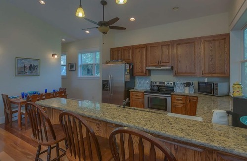 Indian Pass House | Private Dock, Private Beach Access, Single Level Cottage ~ Camp Palms
