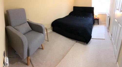 King's Lynn House | Private Double Room With New En-suite Shower Room