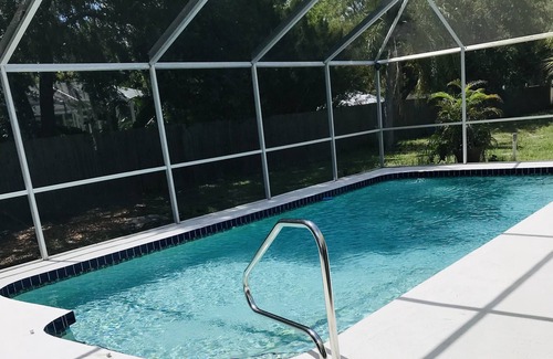 Englewood South House | Private fully furnished residence a short drive or bike ride to Manasota beach.