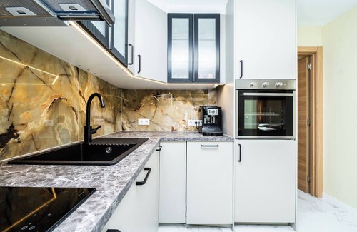 Torrevieja House | Private Garden Bungalow Near the Salt Lake
