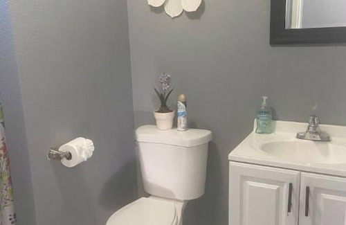 Palm Springs House | Private Guest Home 5 mins from Polo grounds and Horse Park