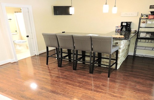 Palmyra Apartment | Private Guest Suite by Wineries/Orchards/Cville