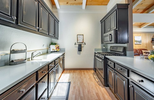 Tahoe City Condo | Private Hoa Beach, Pool and Hot Tub -Rocky Ridge Above The Lake