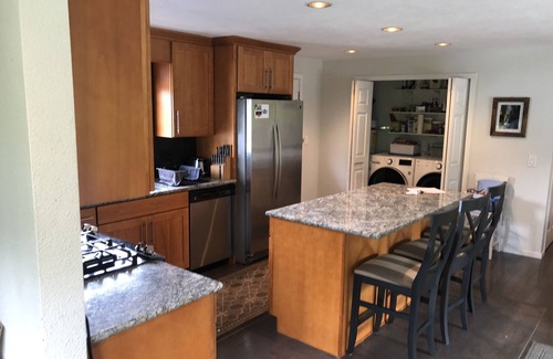 Port Angeles House | Private Home; Hurricane Ridge:A/C,Hot Tub, Gas Grill, Fire Pit, Fenced Back Yard