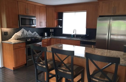 Port Angeles House | Private Home; Hurricane Ridge:A/C,Hot Tub, Gas Grill, Fire Pit, Fenced Back Yard
