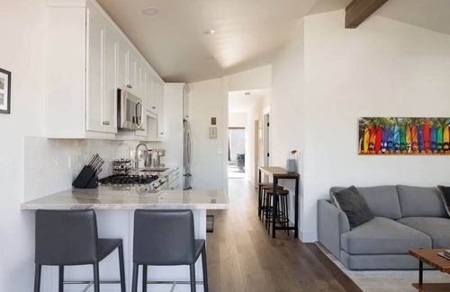 Ocean Beach House | Private Home, Pet Friendly ~Sasha's Bungalow in OB