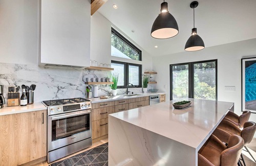 Kings Beach House | Private Hot Tub: Family-Friendly Lake Tahoe House