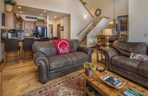 Big Sky House | Private Hot Tub, Shuffleboard, Minutes to Big Sky Resort | Craigsky at Alpenglow
